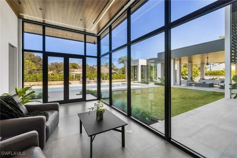 107 Myrtle Road, Naples, Florida, United States. - Photo 28