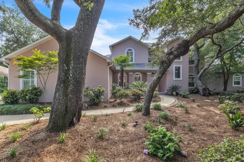 92 Chanteclaire Circle, Gulf Breeze, FL 32561, Gulf Breeze, Florida, United States. - Photo 68