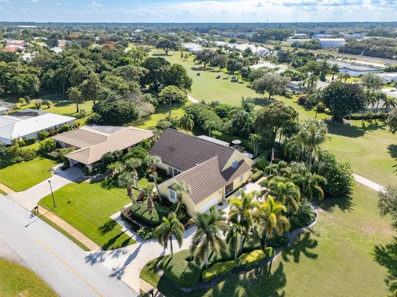 3360 SE Golf Trail, Stuart, Florida, United States. - Photo 70