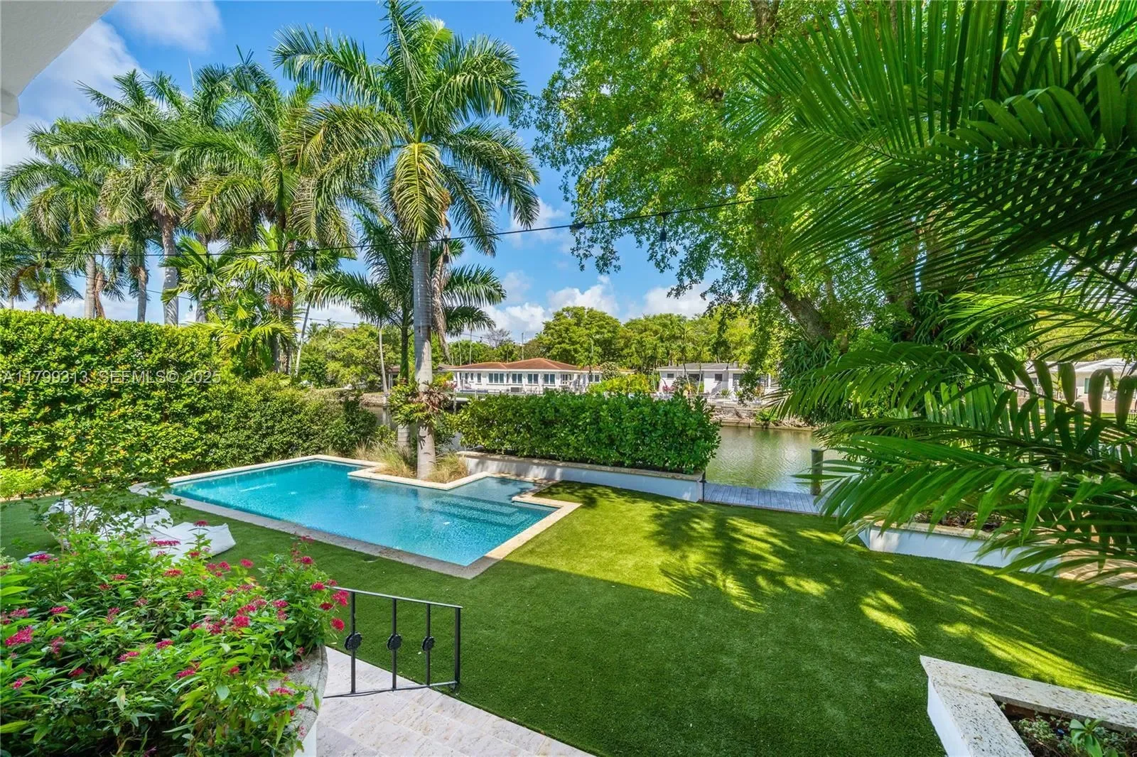 725 Vilabella Ave, Coral Gables, Florida, United States. - Photo 36