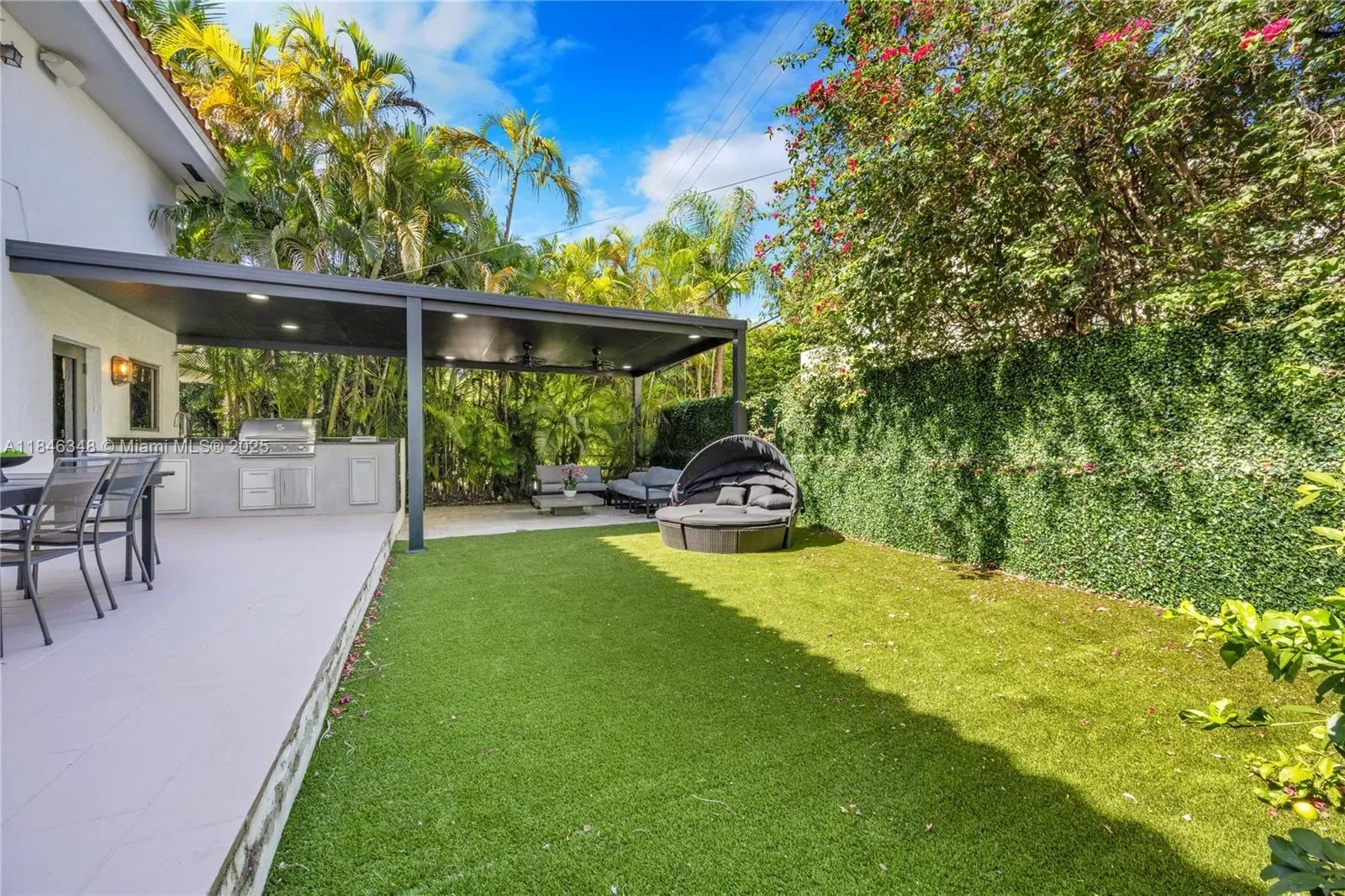 1117 Alberca St, Coral Gables, Florida, United States. - Photo 31