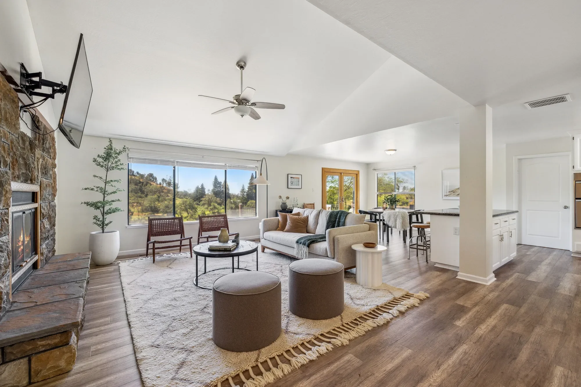 Gallery photo 9