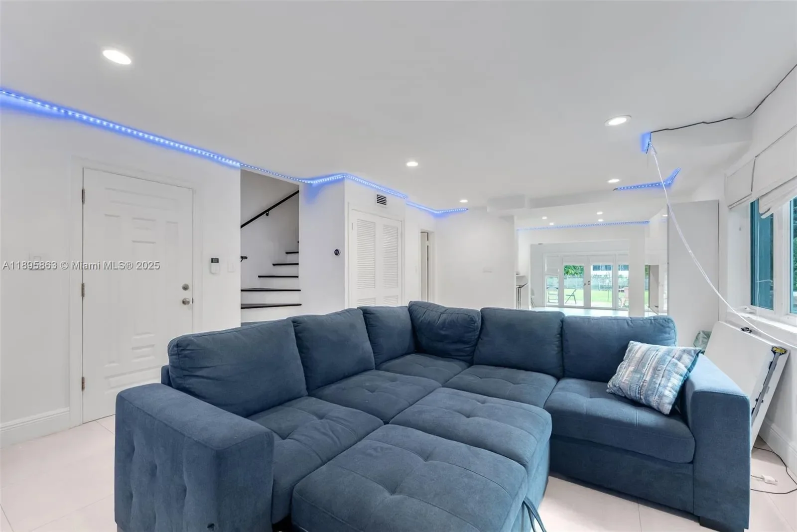 4801 University Dr, Coral Gables, Florida, United States. - Photo 6