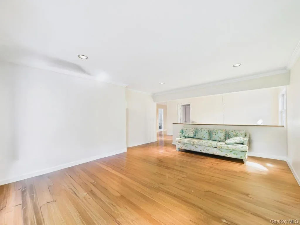 Gallery photo 8