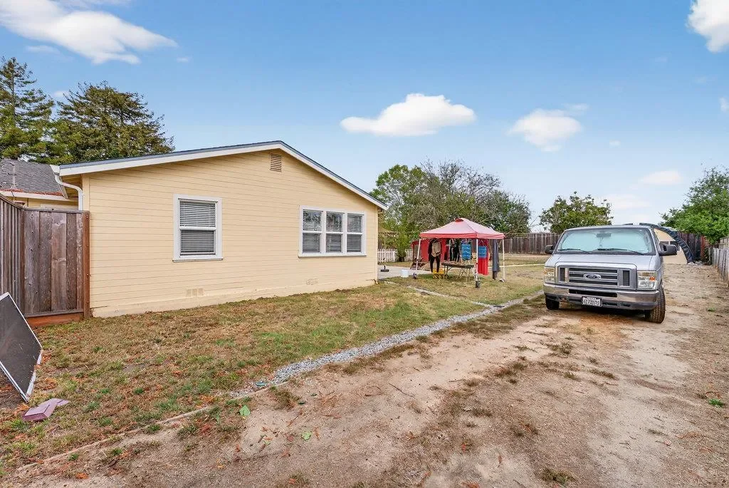 1610 Bulb Avenue, Santa Cruz, California, United States. - Photo 13