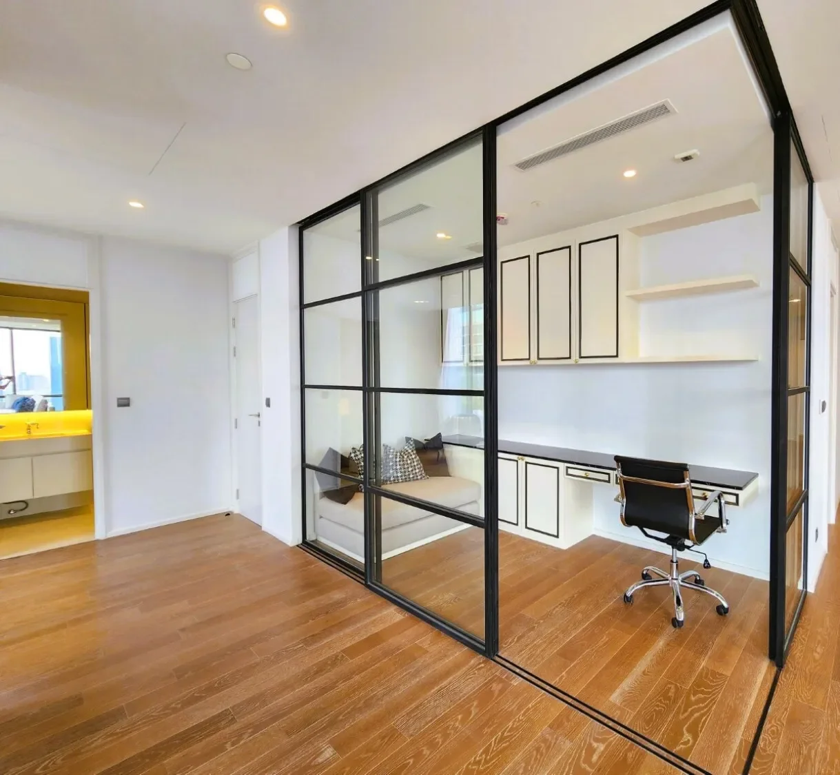 Gallery photo 3