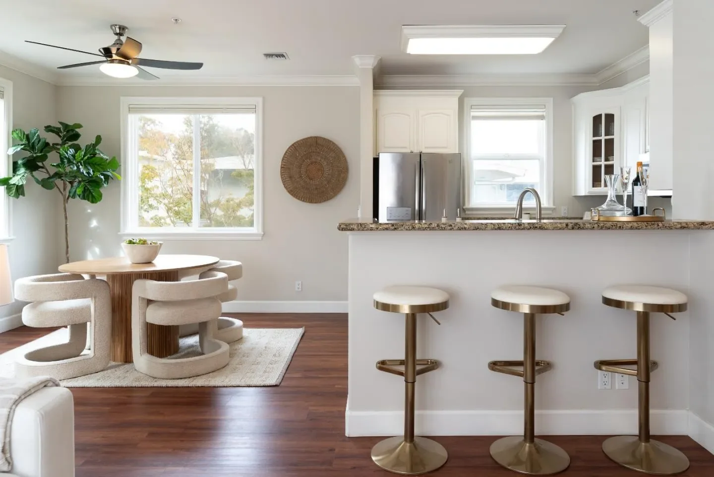 1237 Capuchino Avenue, Burlingame, California, United States. - Photo 28