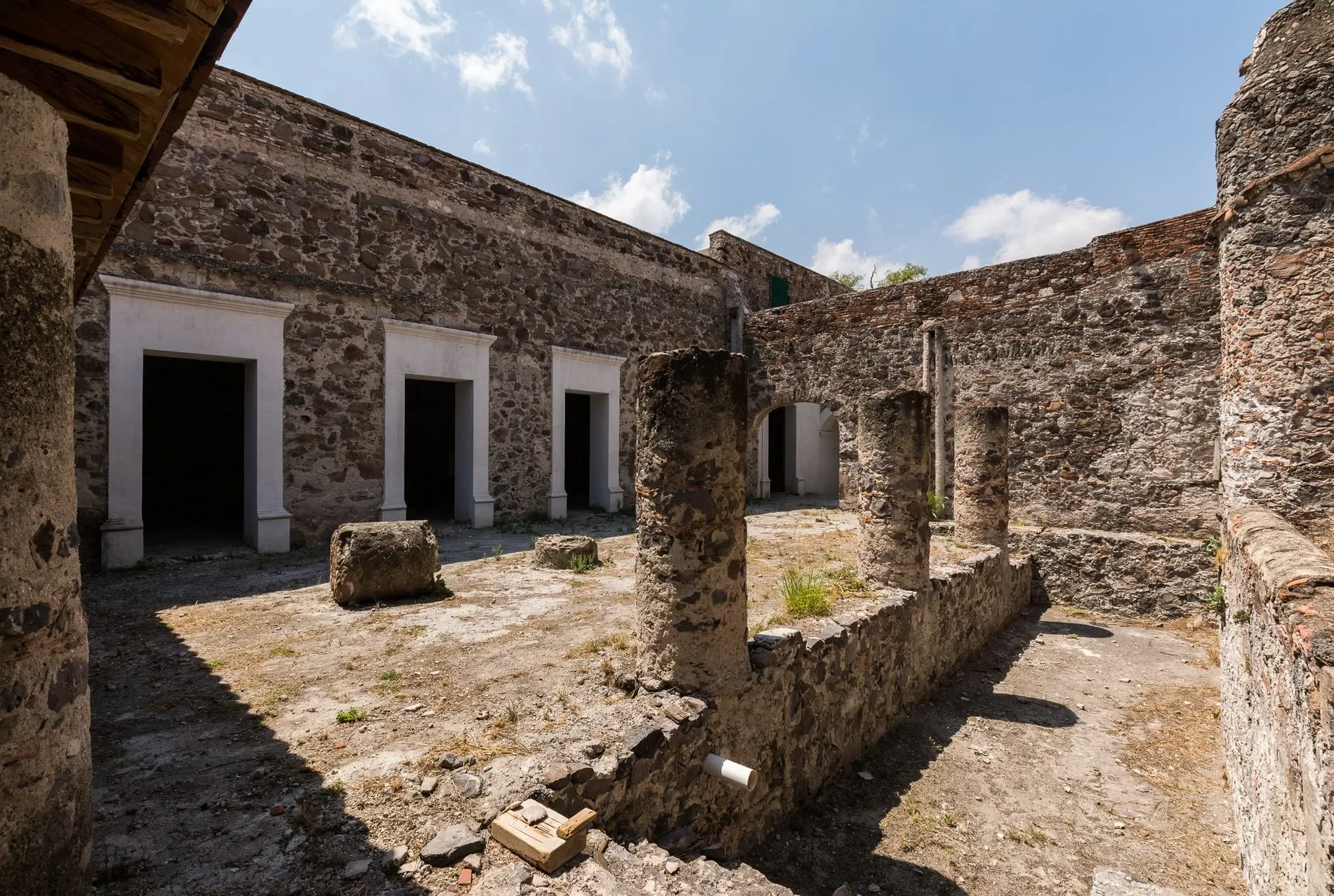 Exterior photo 10