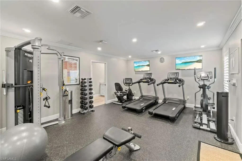 3483 Gulf Shore BLVD, #105, Naples, FL, 34103, USA, Naples, Florida, United States. - Photo 9