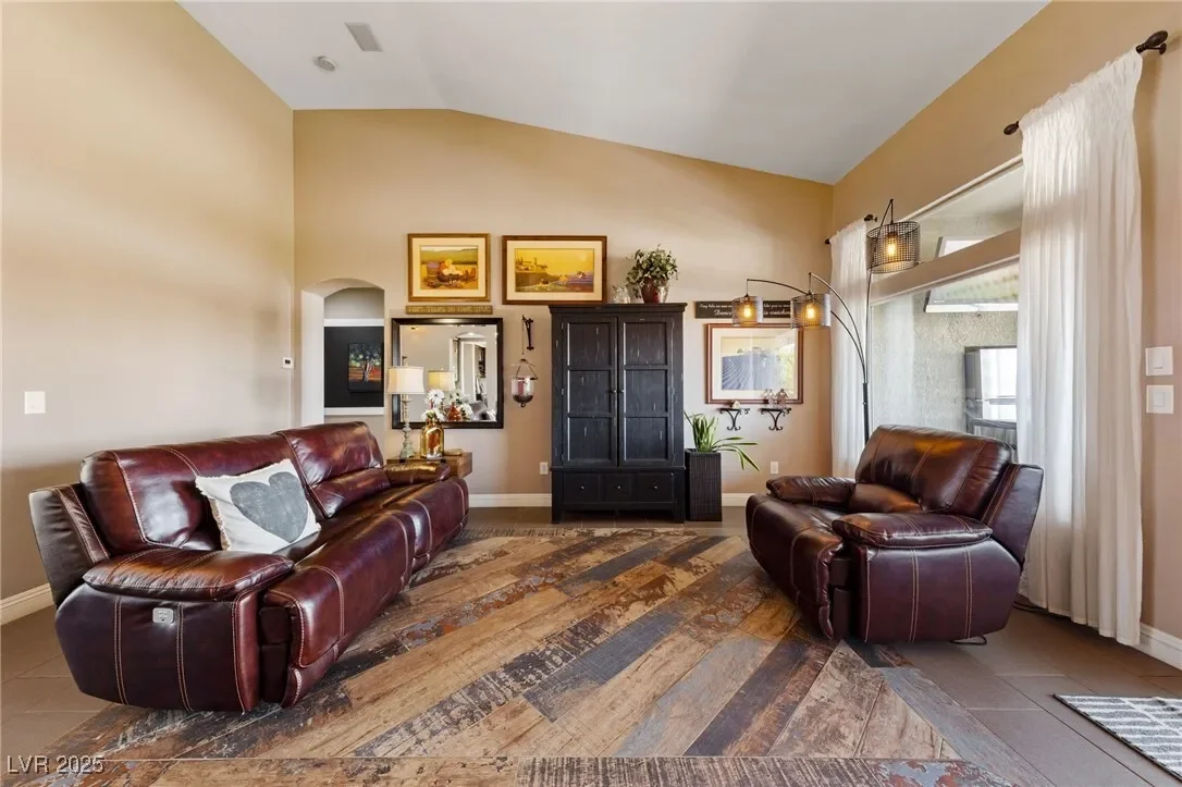 2616 Faiss Drive, Las Vegas, Nevada, United States. - Photo 18