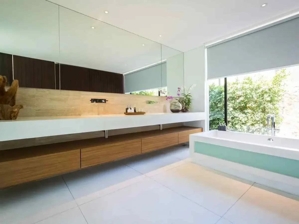 Gallery photo 3