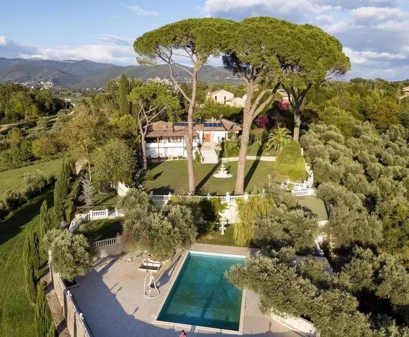 Luxury Villa in Italy with Pool
