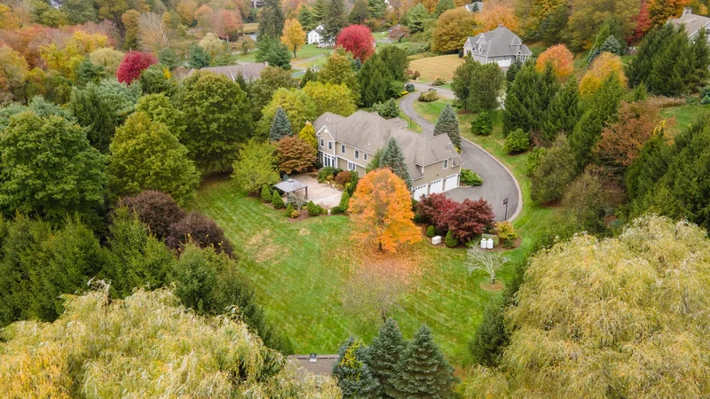 4 Wentworth Drive, Newtown, Connecticut, United States. - Photo 39