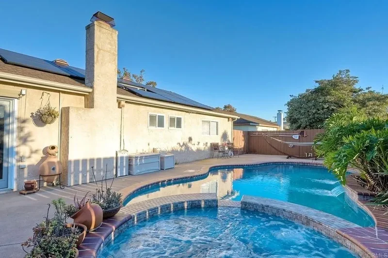 4410 Charger Boulevard, San Diego, CA 92117, San Diego, California, United States. - Photo 36