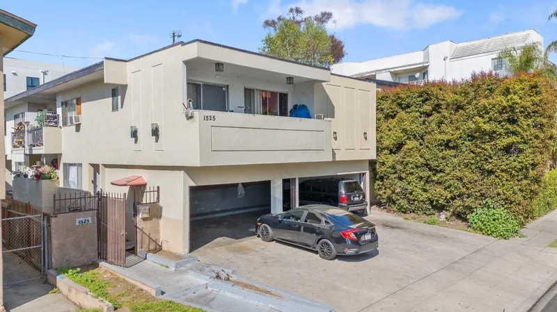1525 Armacost, Los Angeles, California, United States. - Photo 7