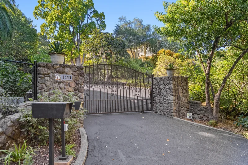 120 Fairway Drive, San Rafael, CA 94901, San Rafael, California, United States. - Photo 3