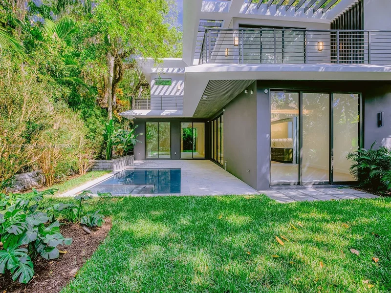 3670 Avocado Ave, Miami, Florida, United States. - Photo 11