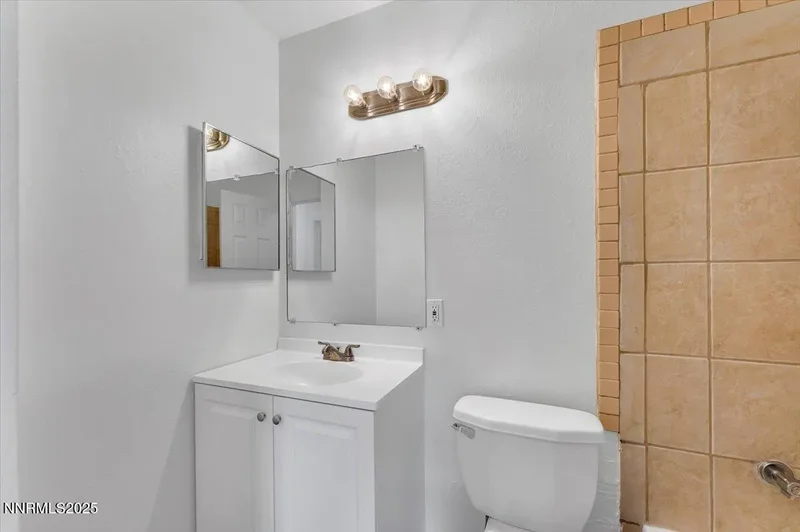 2801 Kings Row Row, Reno, NV 89503, Reno, Nevada, United States. - Photo 32
