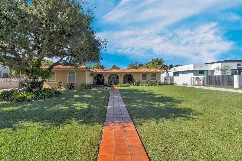 50 SW 130th Ave, Miami, Florida, United States. - Photo 5