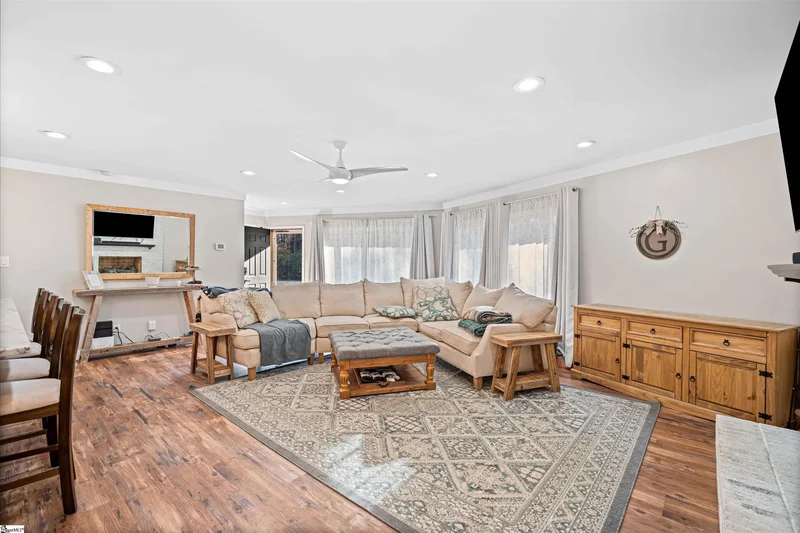 6417 Old Greenville Highway, Liberty, SC 29657, Liberty, South Carolina, United States. - Photo 10