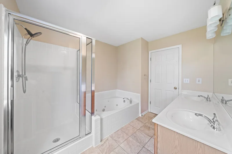 406 Lakewood Drive , Williams Bay, WI 53191, Williams Bay, Wisconsin, United States. - Photo 28