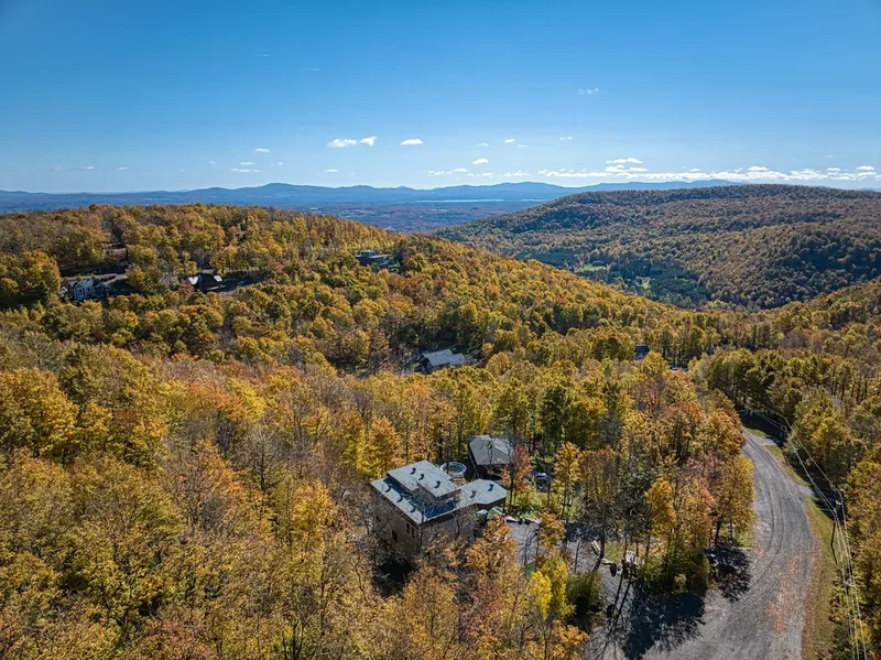 18 Imp. de la Falaise, Shefford, Quebec, Quebec, Canada. - Photo 3