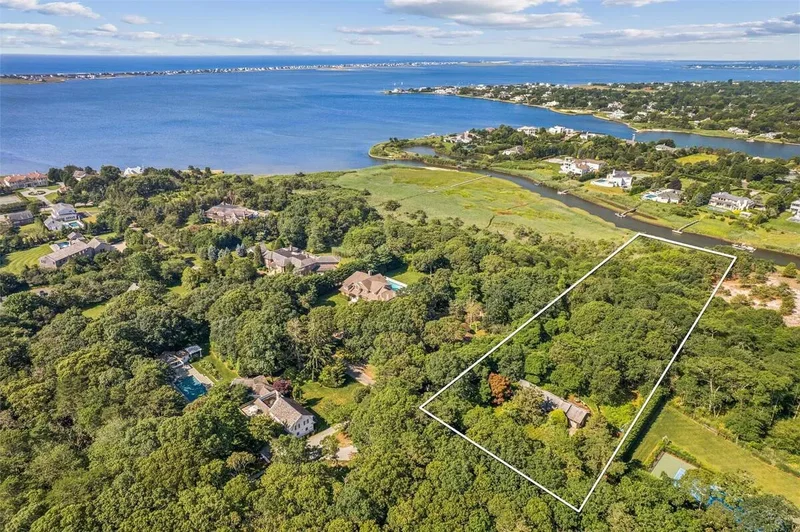 Residential in Westhampton