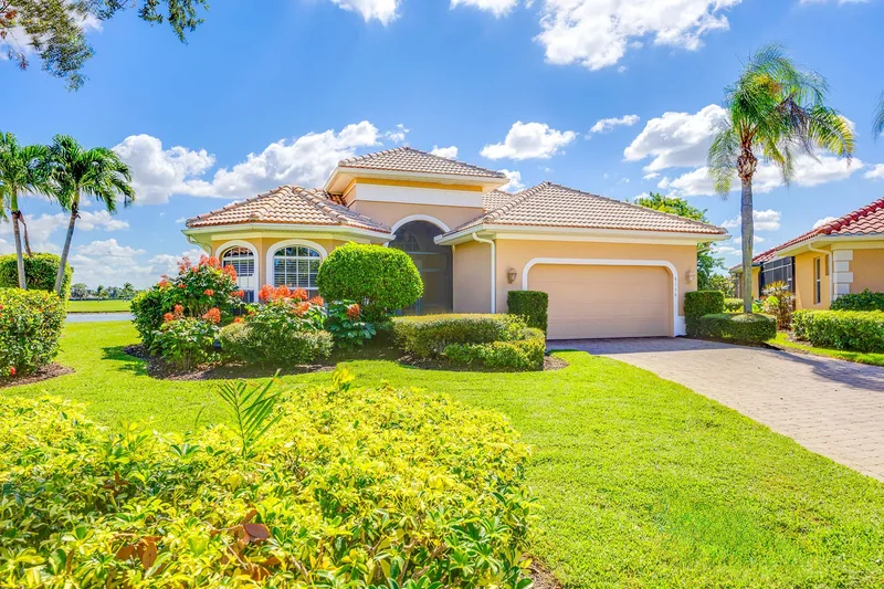 6730 Bent Grass Drive, Naples, FL 34113, Naples, Florida, United States. - Photo 12