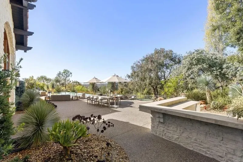 18446 Calle La Serra, Rancho Santa Fe, California, United States. - Photo 12