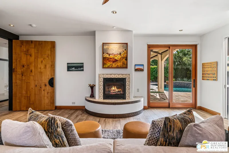 2355 S Pebble Beach Dr, Palm Springs, CA 92264, Palm Springs, California, United States. - Photo 38