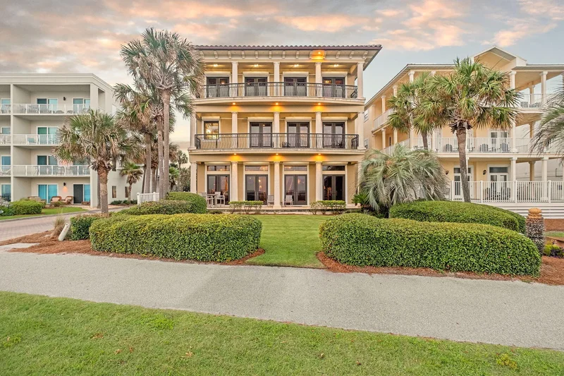 Miramar Beach, Florida, United States. - Photo 84