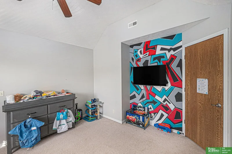 2231 Crystal Creek Drive, Papillion, NE 68046, Papillion, Nebraska, United States. - Photo 25