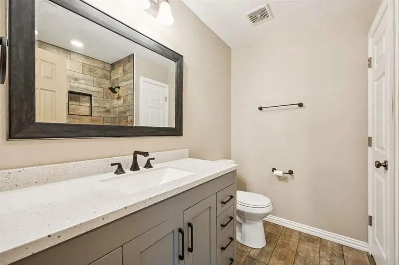 8315 Thornridge Drive, North Richland Hills, Texas, United States. - Photo 3