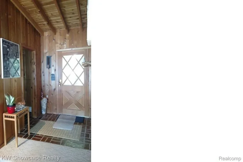 5146 LOWER SHORE Drive, West Traverse Twp, MI 49740, Wequetonsing, Michigan, United States. - Photo 29