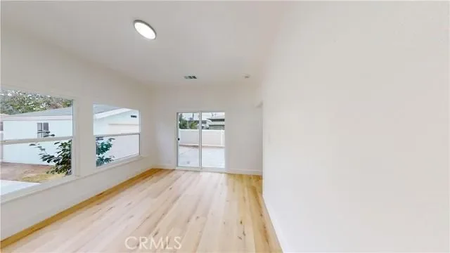 2249 W 30th Street, Los Angeles, CA 90018, Los Angeles, California, United States. - Photo 10