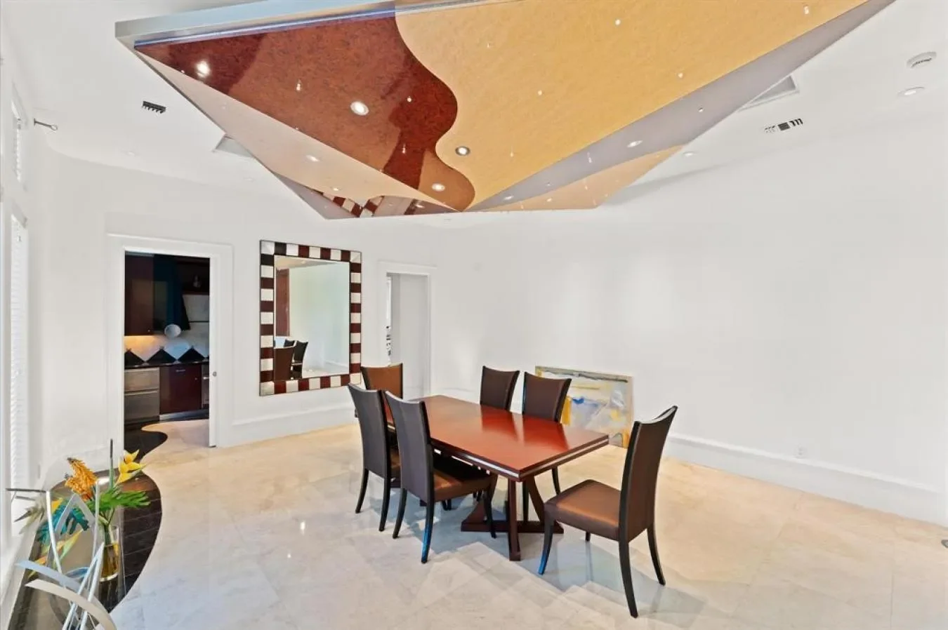 Gallery photo 1