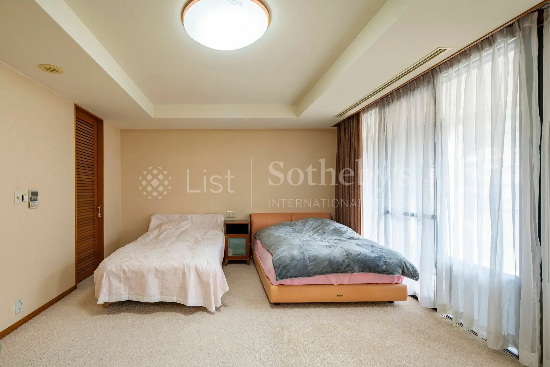 Gallery photo 9