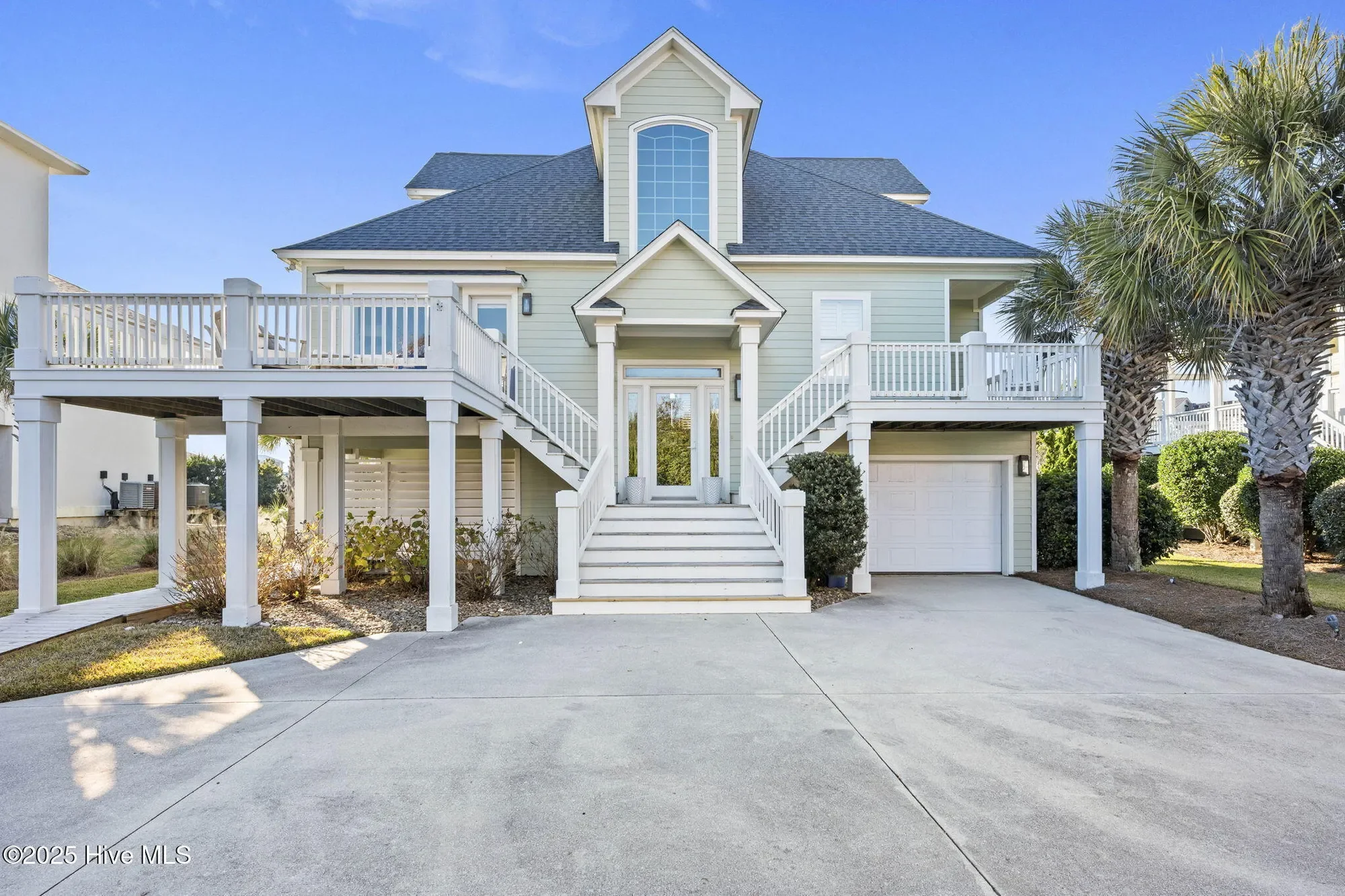 10212 Gulf Stream Drive, Emerald Isle, North Carolina, United States. - Photo 2
