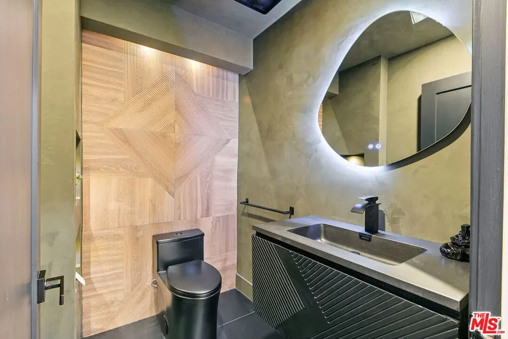 22269 Avenue San Luis, Los Angeles, California, United States. - Photo 27