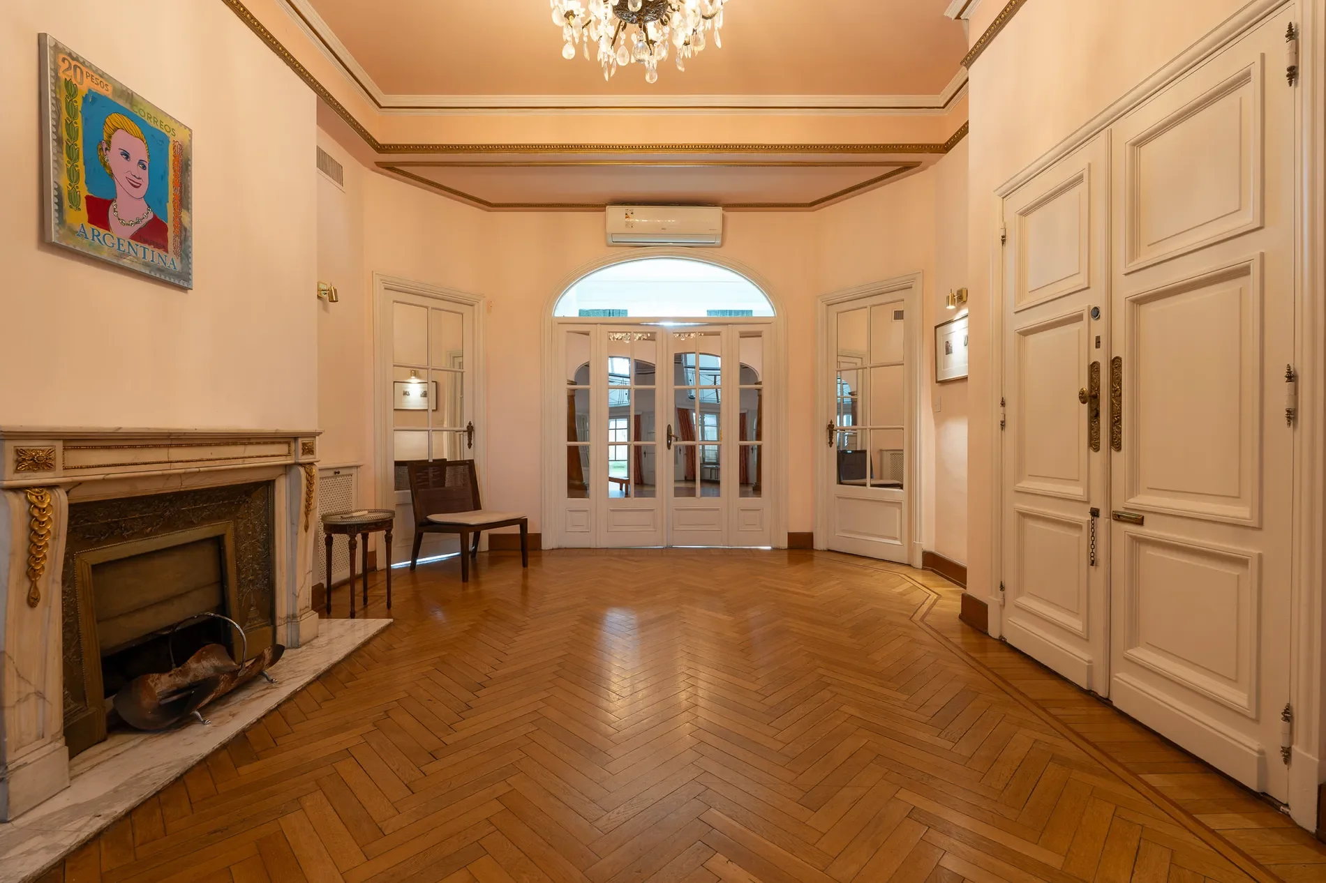 Gallery photo 8