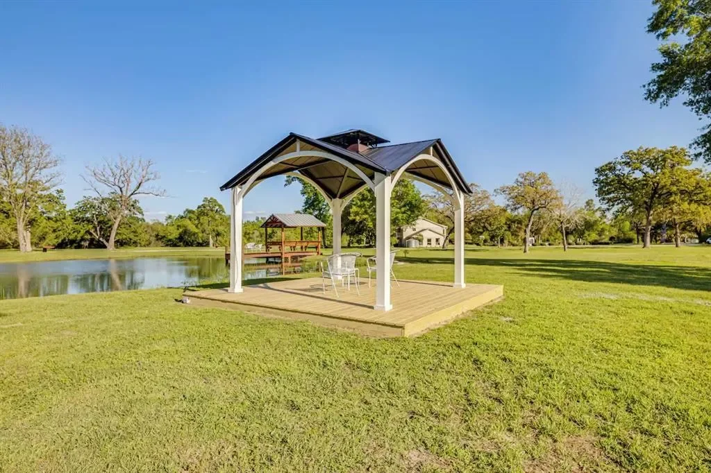 601 E Collard Street, Madisonville, Texas, United States. - Photo 35