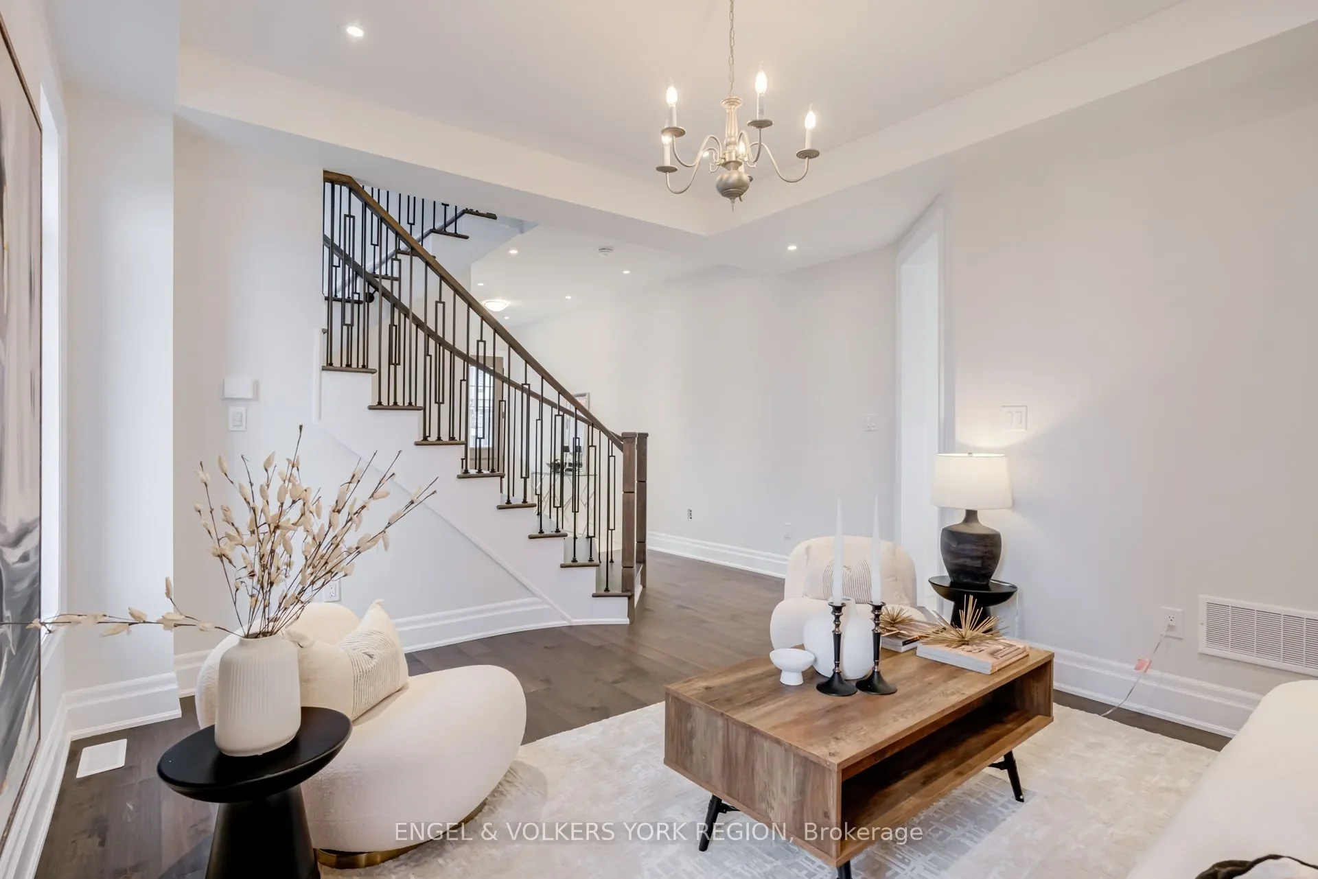 Gallery photo 12