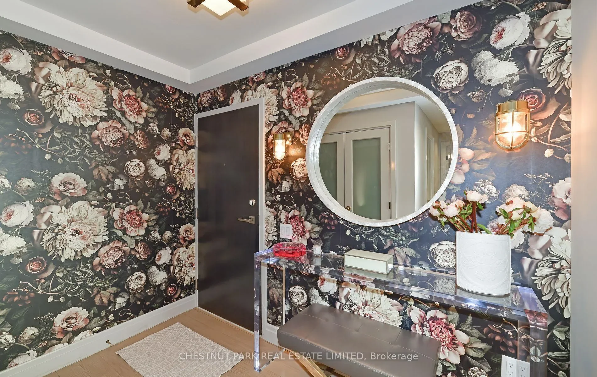 Gallery photo 5