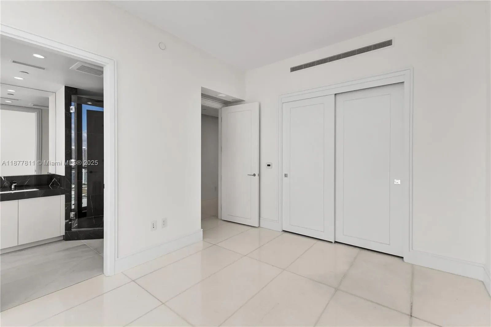 17975 Collins Ave N-1802, Golden Beach, Florida, United States. - Photo 31