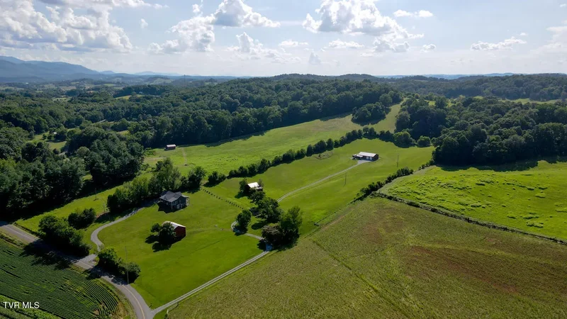 269 Oklahoma Road, Telford, TN 37690, Telford, Tennessee, United States. - Photo 2