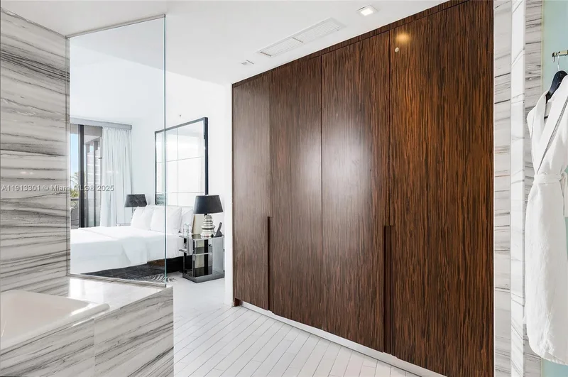 2201 Collins Ave 431, Miami Beach, Florida, United States. - Photo 11