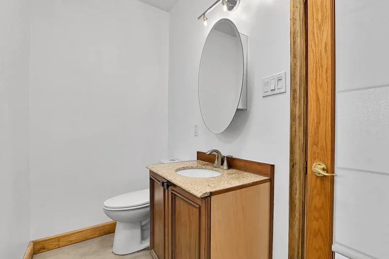 1094 Ch. de la Montagne, Aylmer, QC J9J3S1, Gatineau, Quebec, Canada. - Photo 16