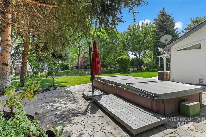 5130 N Lakemont Ln, Garden City, ID 83714, Boise, Idaho, United States. - Photo 30