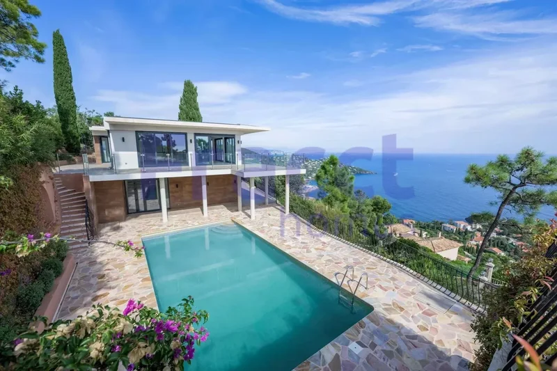 Modern Riviera Villa with Panoramic Views Above Port de la Figueirette, Théoule-sur-Mer