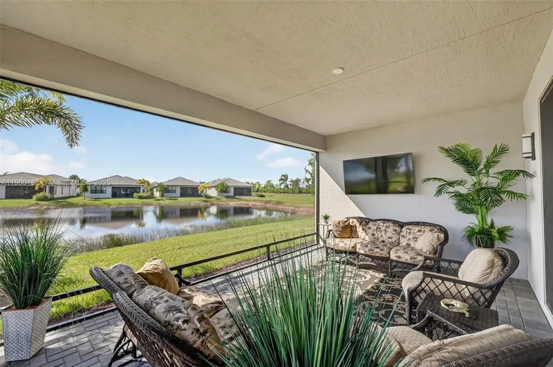 12446 SW Alongshore Dr, Port St. Lucie, Florida, United States. - Photo 24